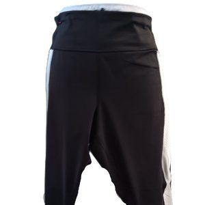 Avia Capri Athletic Pants